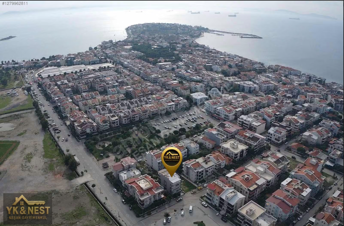 Çandarlı Merkezde Denize 150 m Bahçe Katı 3+1 Fırsat Daire